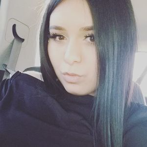 Meet your Posher, Itzel